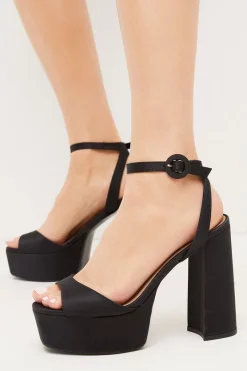 Coupon 🧨 Karen Millen Satin 70s Platform 🩴 Sandal - black ✨