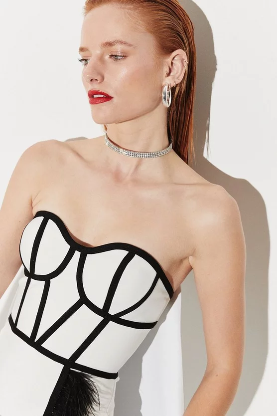 Promo 🎉 Karen Millen Mono Bandage Feather Detail Mini 👗 Dress 🔔 5 Promo 🎉 Karen Millen Mono Bandage Feather Detail Mini 👗 Dress 🔔 - Image 3