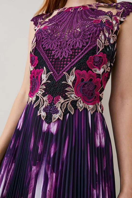 Best Pirce ๐ Karen Millen Metallic Guipure Lace Mirrored Pleat Midi ๐ Dress - purple ๐งจ 4 Best Pirce ๐ Karen Millen Metallic Guipure Lace Mirrored Pleat Midi ๐ Dress - purple ๐งจ - Image 2