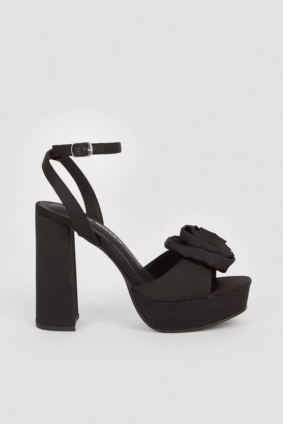 Best Pirce ๐ Karen Millen Satin Flower Detail Platform - black ๐ฅฐ 5 Best Pirce ๐ Karen Millen Satin Flower Detail Platform - black ๐ฅฐ - Image 3