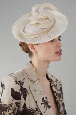 Best deal ⭐ Karen Millen Asymmetric Disc Headband Fascinator ❤️ 15 Best deal ⭐ Karen Millen Asymmetric Disc Headband Fascinator ❤️ -Occasionwear Popular Store womens green asymmetric disc headband fascinator 2